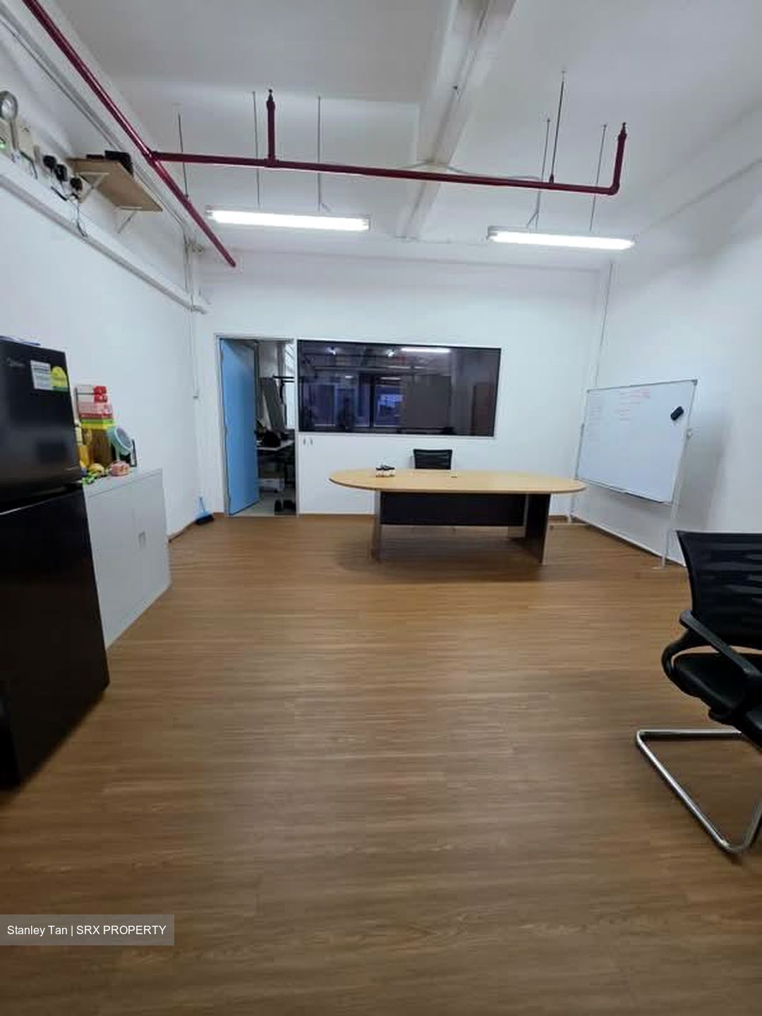 Kallang Place (D12), Factory #593484991